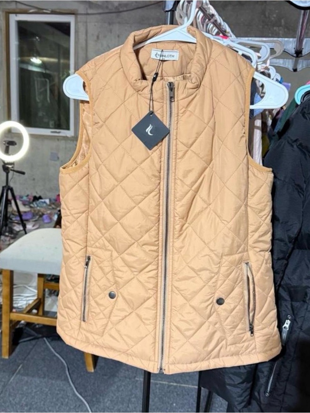 Fuinloth Womens Quilted Padded Vest Camel‎ Tan Brown Full Zip Jacket XS NWT